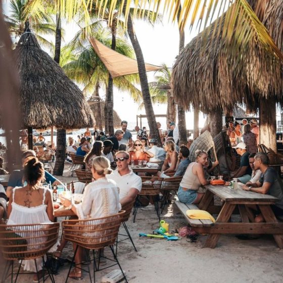 Bonita Happy hour
